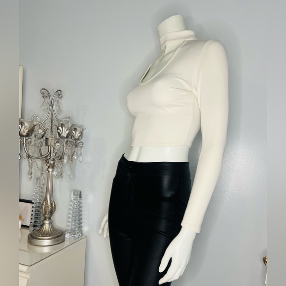 Long Sleeve Crop Top Cut Out Neck Back Zipper Blouse Size : S - Picture 4 of 6